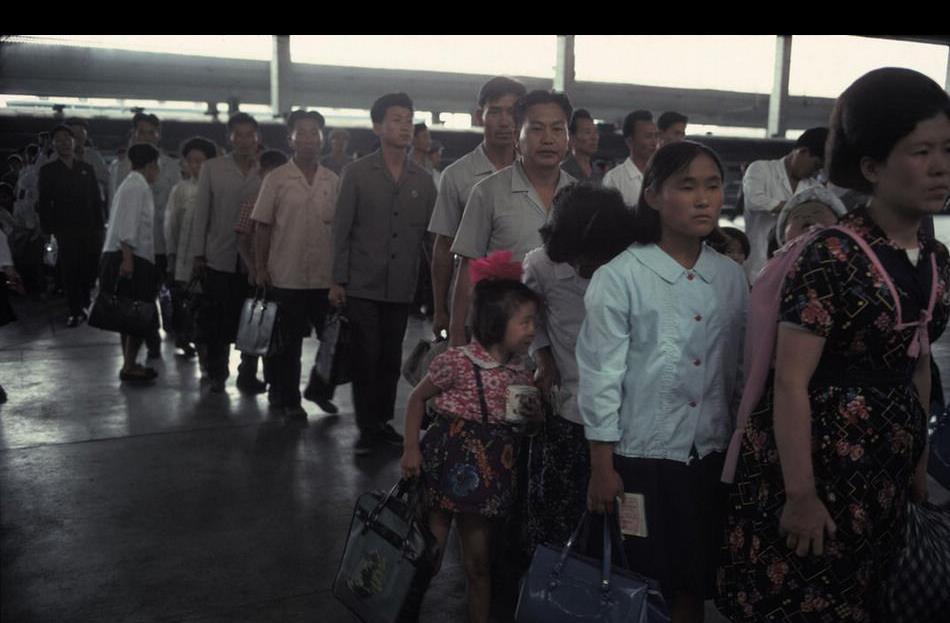 日本摄影师上世纪80年代拍朝鲜国情照_高清图集_新浪网