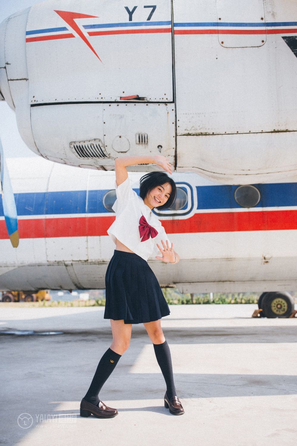 开怀大笑的14岁短发初中美女米粒日系jk制服图片
