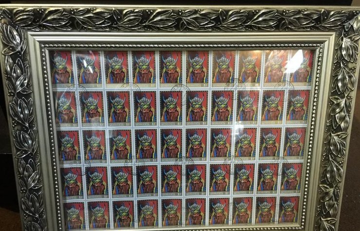 长沙收藏爱好者收集百余个国家邮票近亿枚