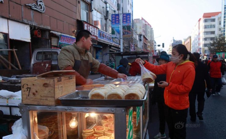 这是中国最北最冷的“美食一条街”