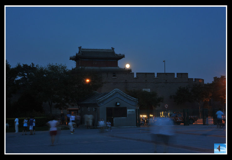摄影图片七月十六卢沟桥的夜晚
