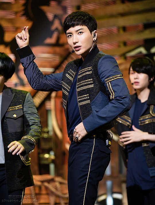 Super Junior《M! Countdown》舞台照