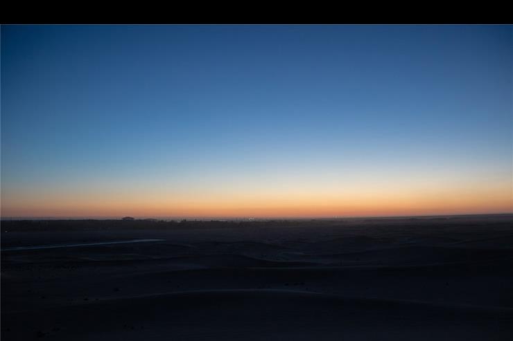 沙漠日落美景图 感受大漠之美
