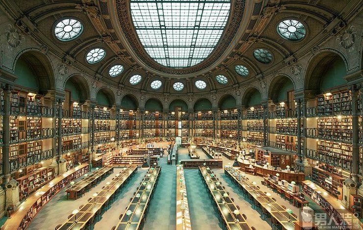 旅游必去的25间绝美图书馆