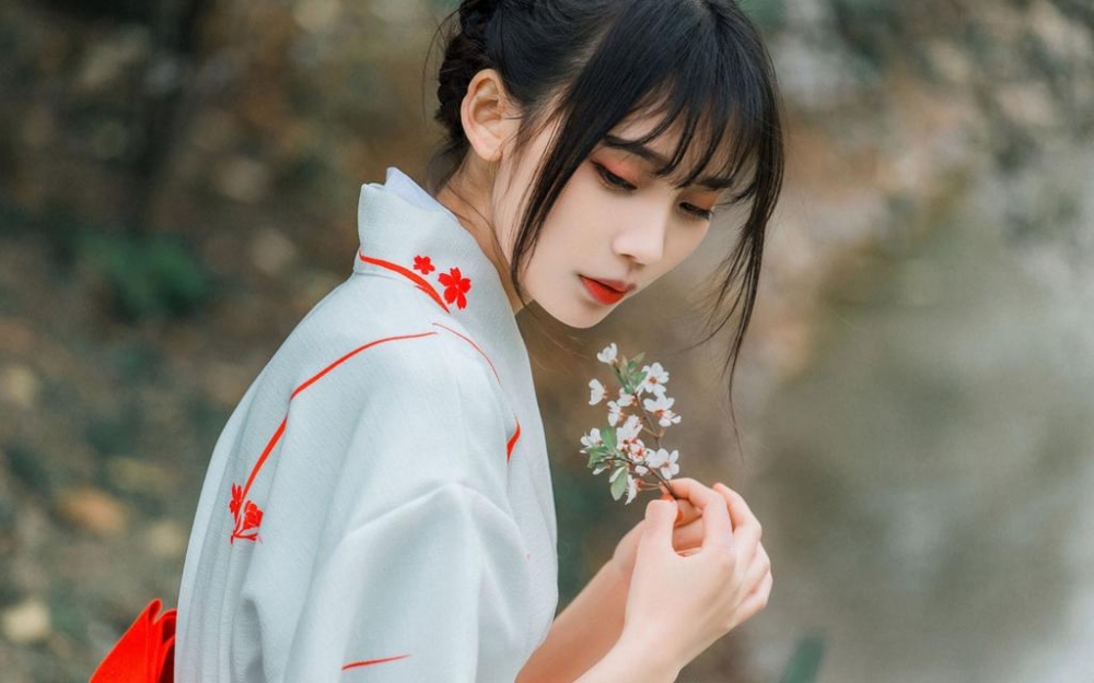人比花娇的日本小妞精美和服曼妙身姿清纯唯美图片